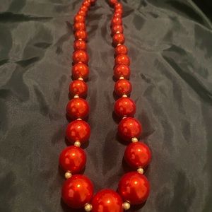 Beautiful red wine pearl necklace
